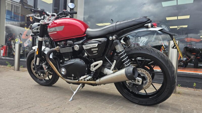 Triumph SPEED TWIN 1200