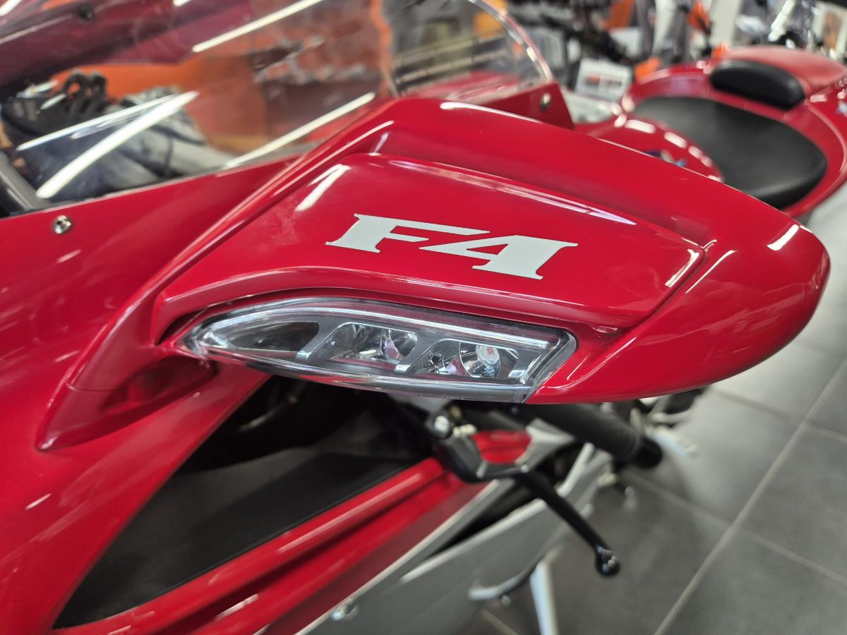 
								MV AGUSTA MV AGUSTA F4 1000 R 2010 full									