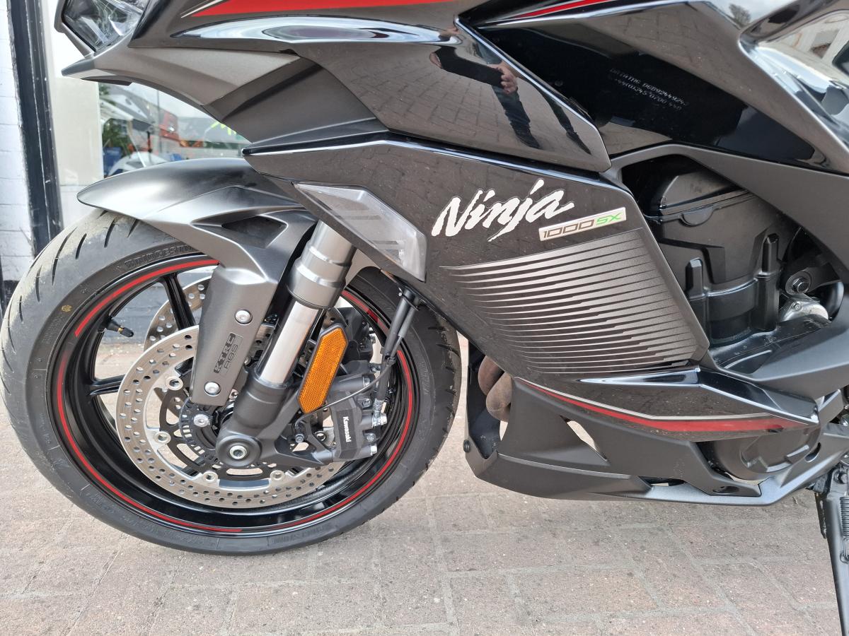 
								Kawasaki KAWASAKI ZX 1002 KNSAN full									