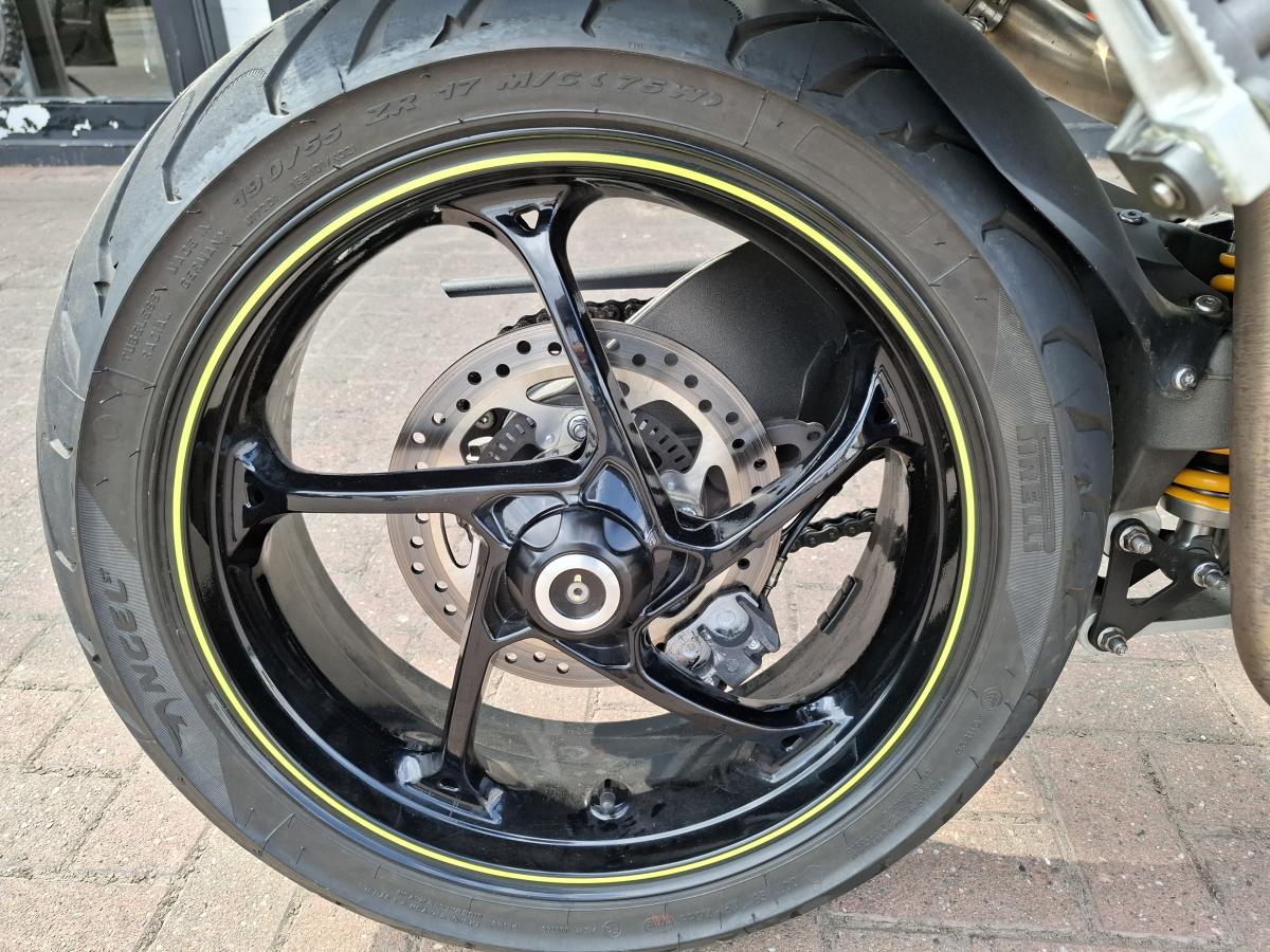 
								TRIUMPH TRIUMPH SPEED TRIPLE RS 1050 full									