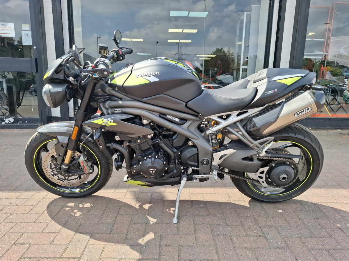 TRIUMPH TRIUMPH SPEED TRIPLE RS 1050