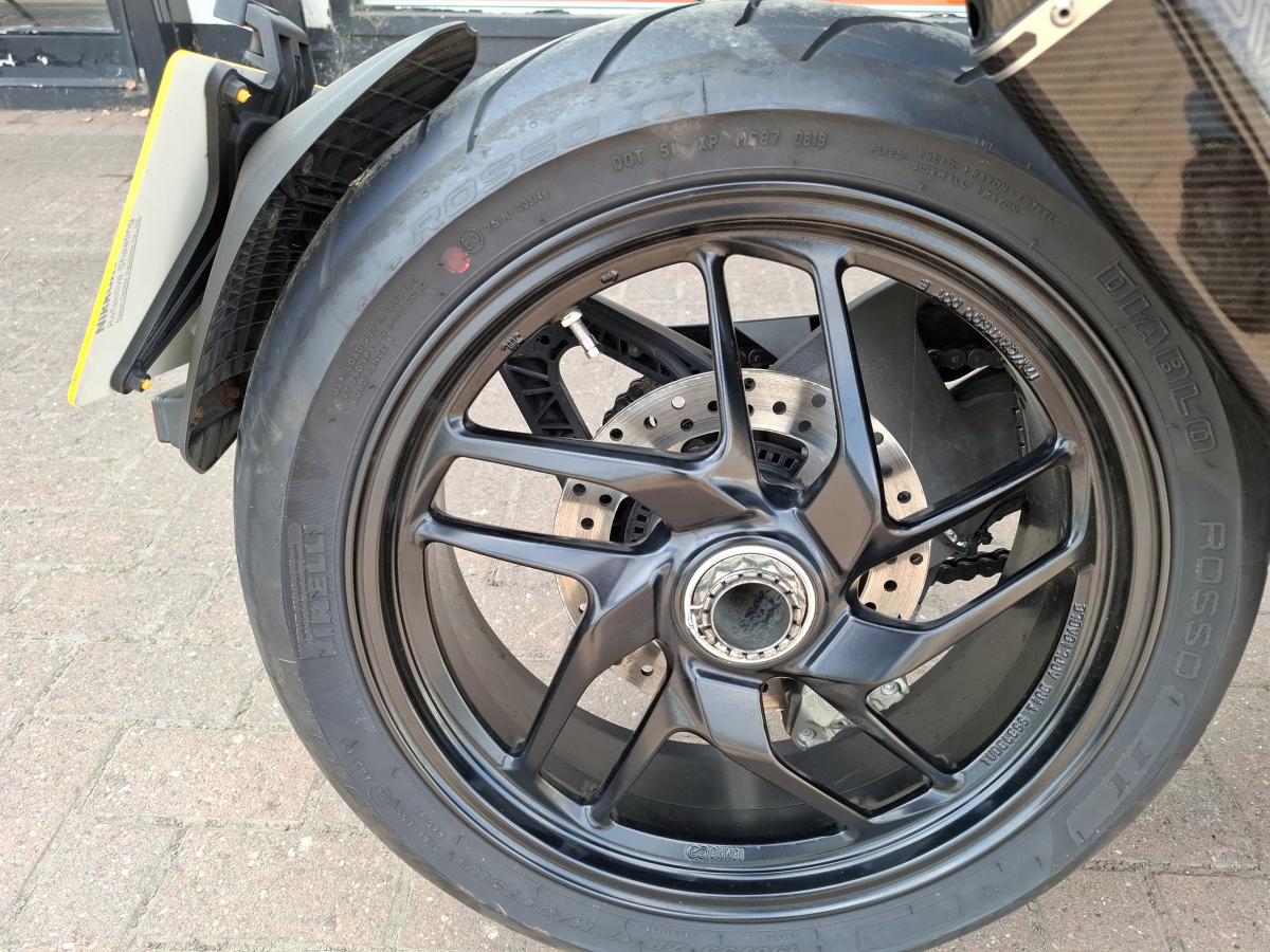 Ducati DUCATI M1200
