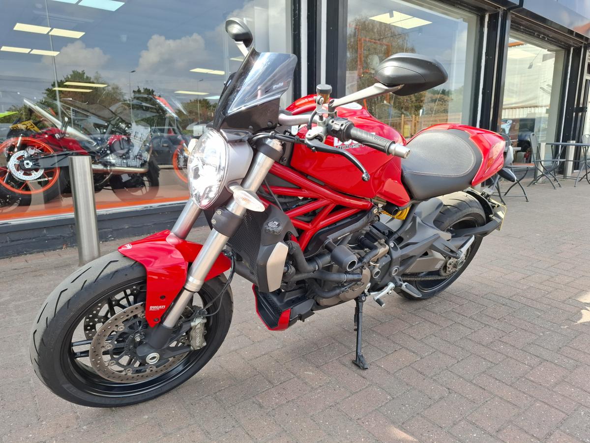 
								Ducati DUCATI M1200 full									