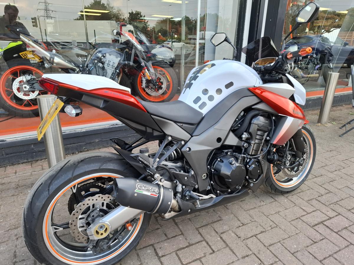 KAWASAKI KAWASAKI ZR 1000 DAF