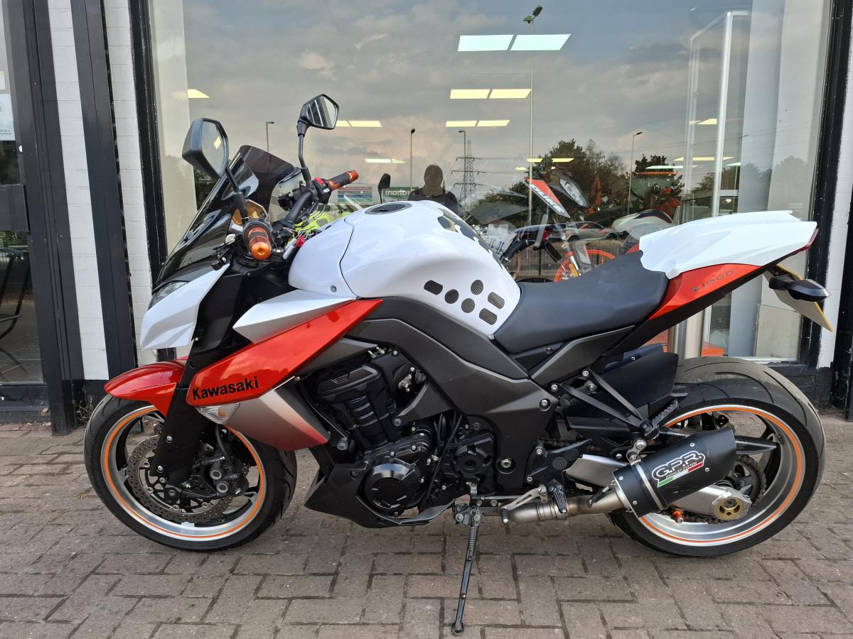 
								KAWASAKI KAWASAKI ZR 1000 DAF full									