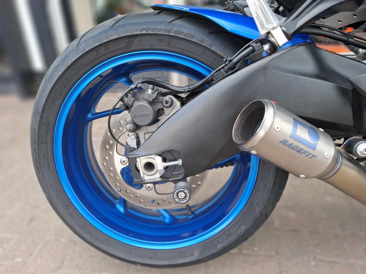 
								Suzuki SUZUKI GSXS 1000 RQ M2 full									