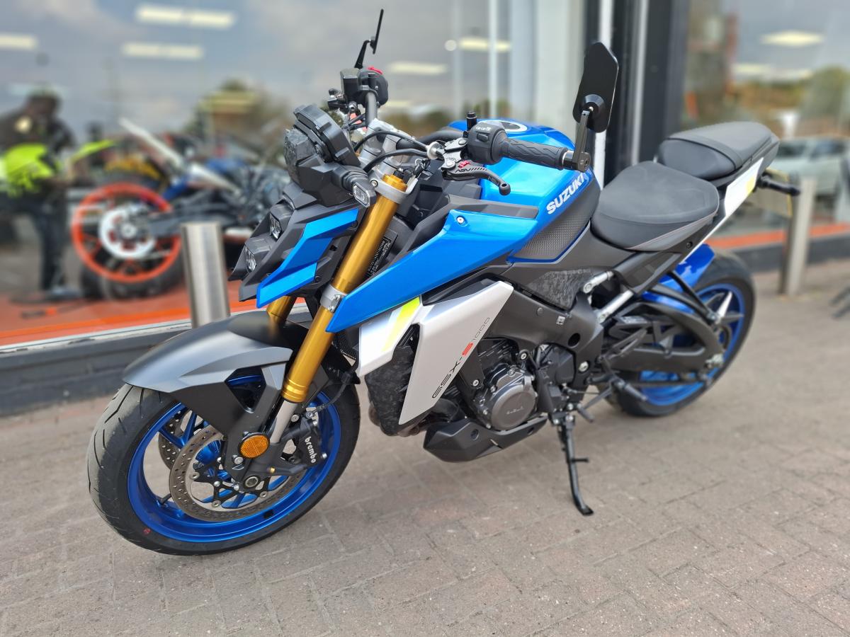 
								Suzuki SUZUKI GSXS 1000 RQ M2 full									