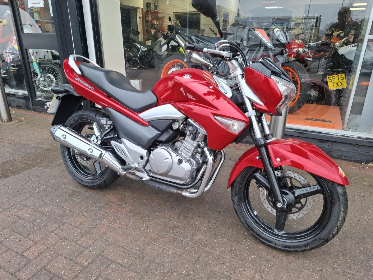 
								Suzuki SUZUKI GW 250 L3 full									