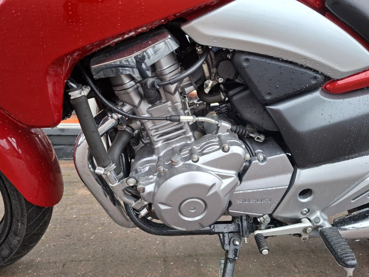 
								Suzuki SUZUKI GW 250 L3 full									