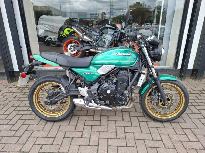 Kawasaki KAWASAKI ER 650 MNFBB