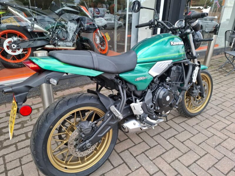 Kawasaki KAWASAKI ER 650 MNFBB