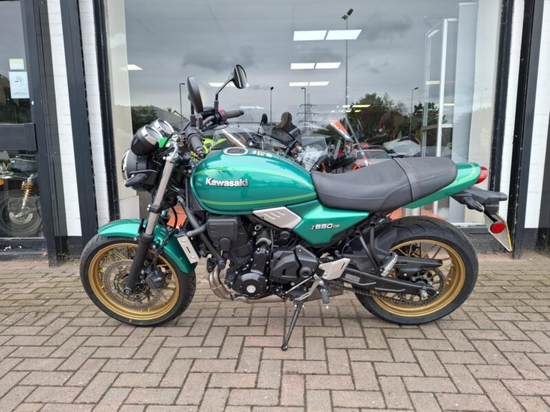 Kawasaki KAWASAKI ER 650 MNFBB