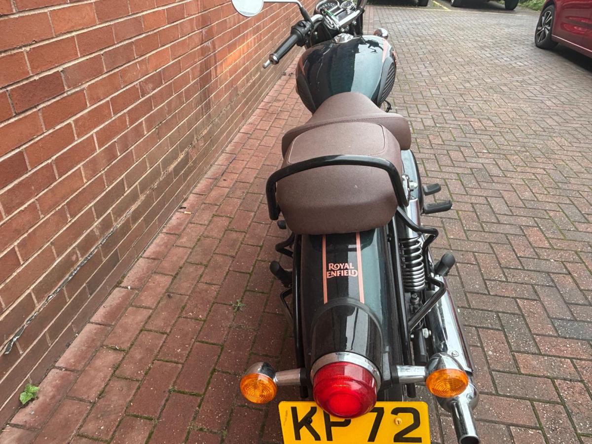 
								Royal Enfield ROYAL ENFIELD CLASSIC 350 full									
