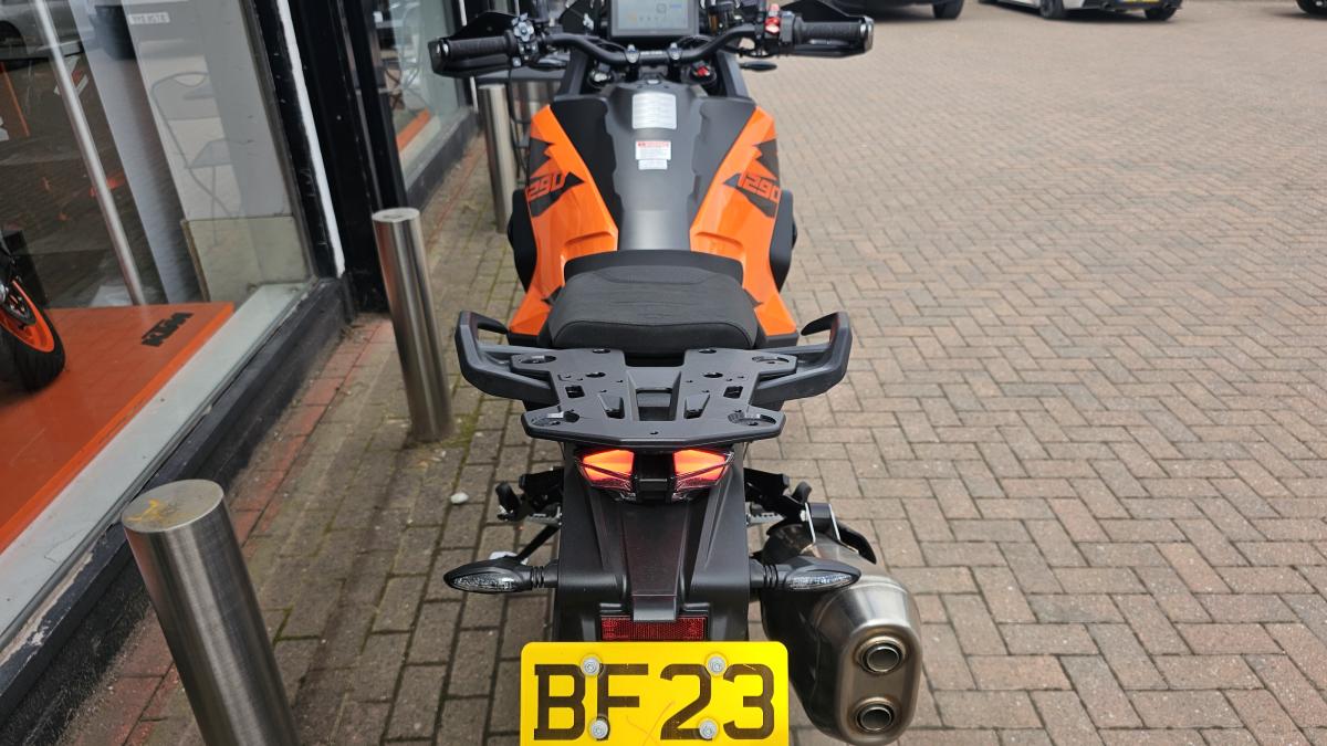 
								KTM KTM 1290 SUPER ADVENTURE S full									