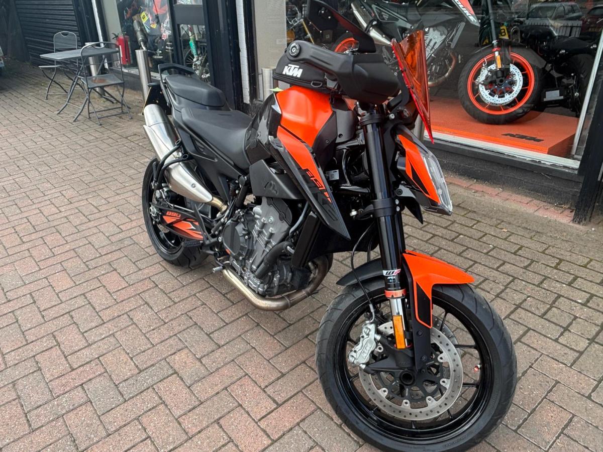 KTM KTM 890 DUKE