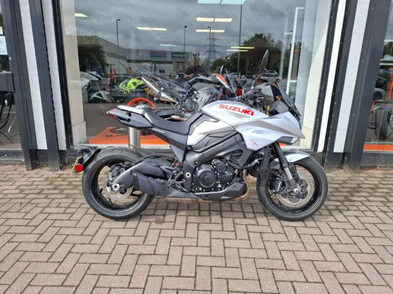 Suzuki SUZUKI GSXS 1000 S KATANA