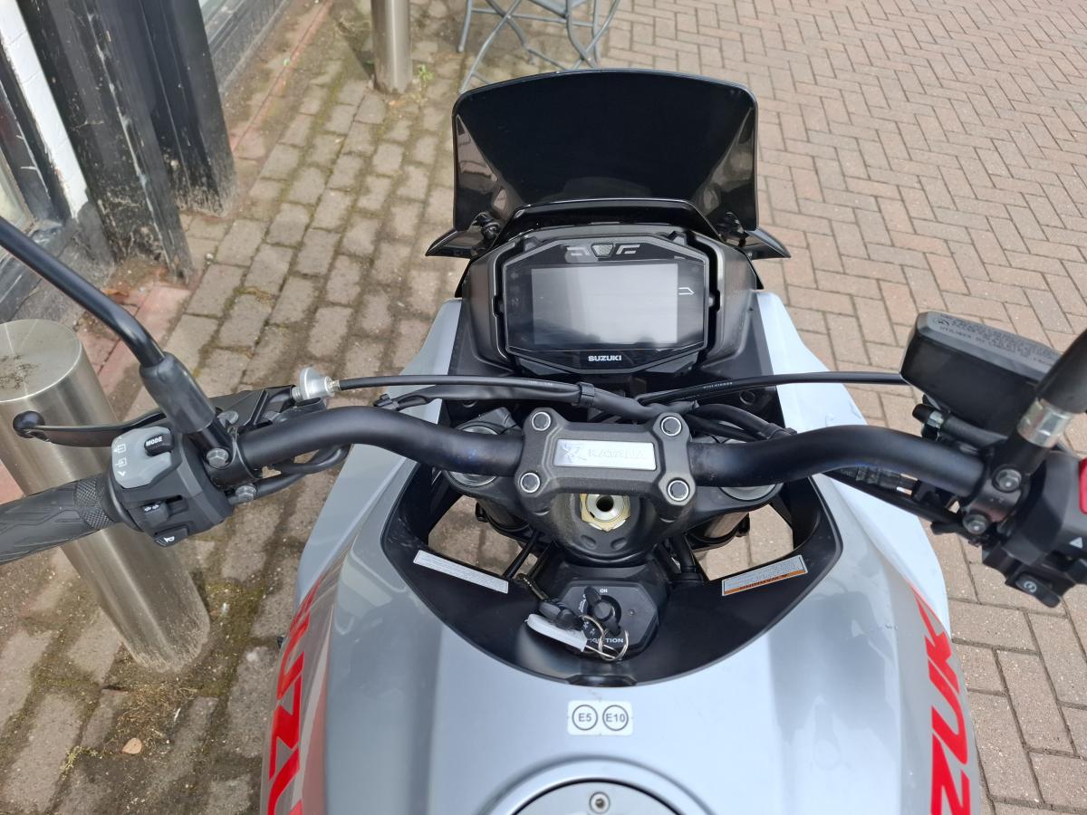 Suzuki SUZUKI GSXS 1000 S KATANA