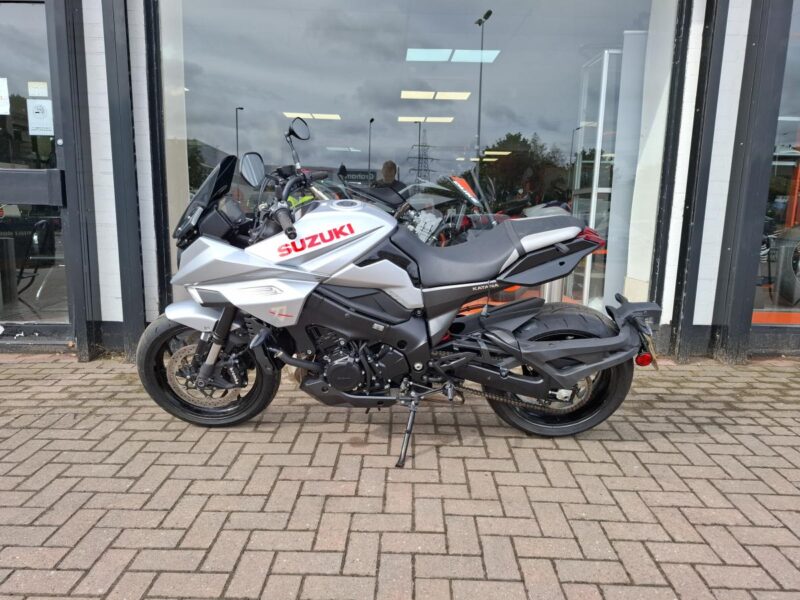Suzuki SUZUKI GSXS 1000 S KATANA