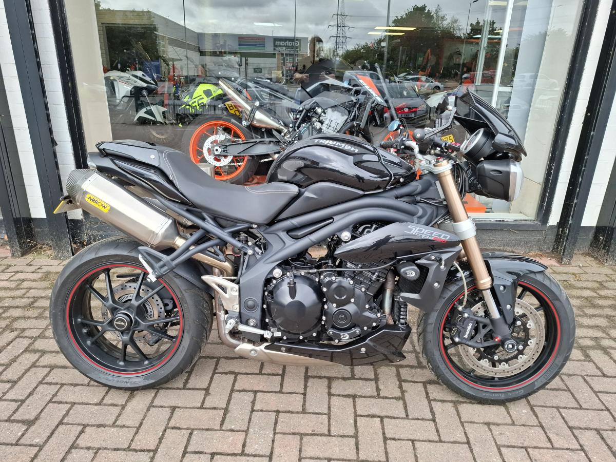 TRIUMPH TRIUMPH SPEED TRIPLE 1050 ABS