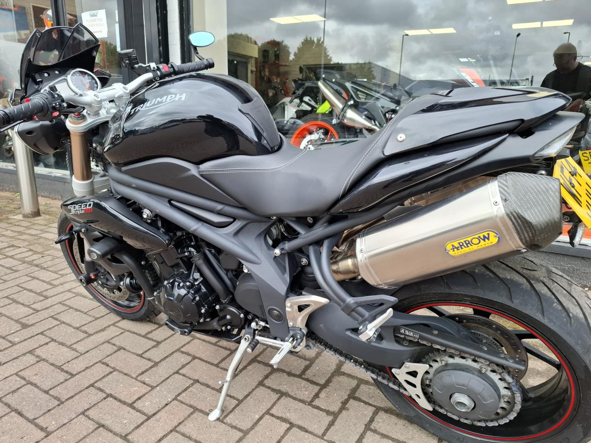 
								TRIUMPH TRIUMPH SPEED TRIPLE 1050 ABS full									