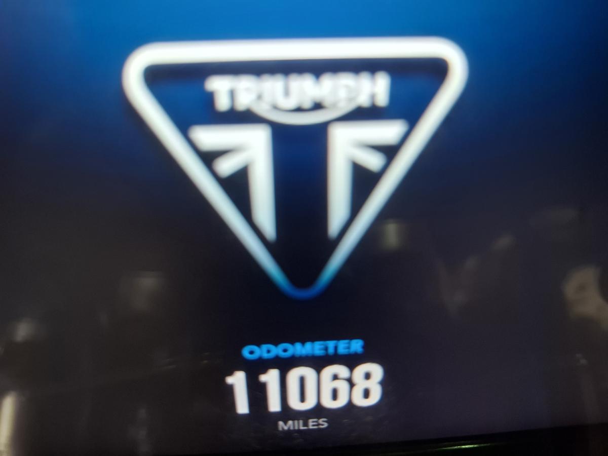 
								TRIUMPH TRIUMPH STREET TRIPLE RS full									