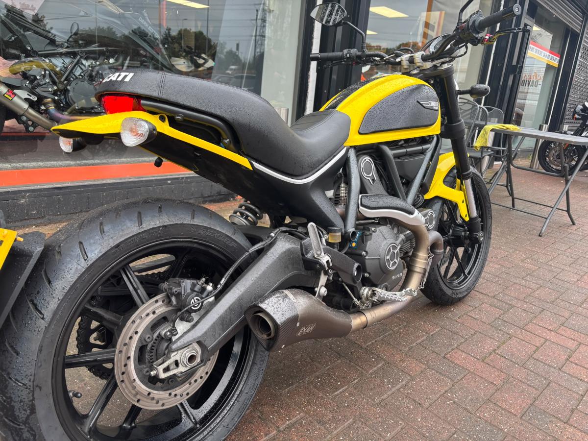 Ducati SCRAMBLER ICON