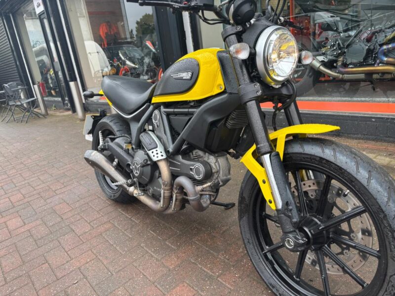 Ducati SCRAMBLER ICON