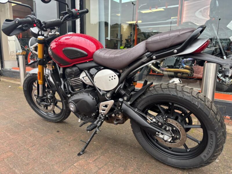 Triumph SCRAMBLER 400X