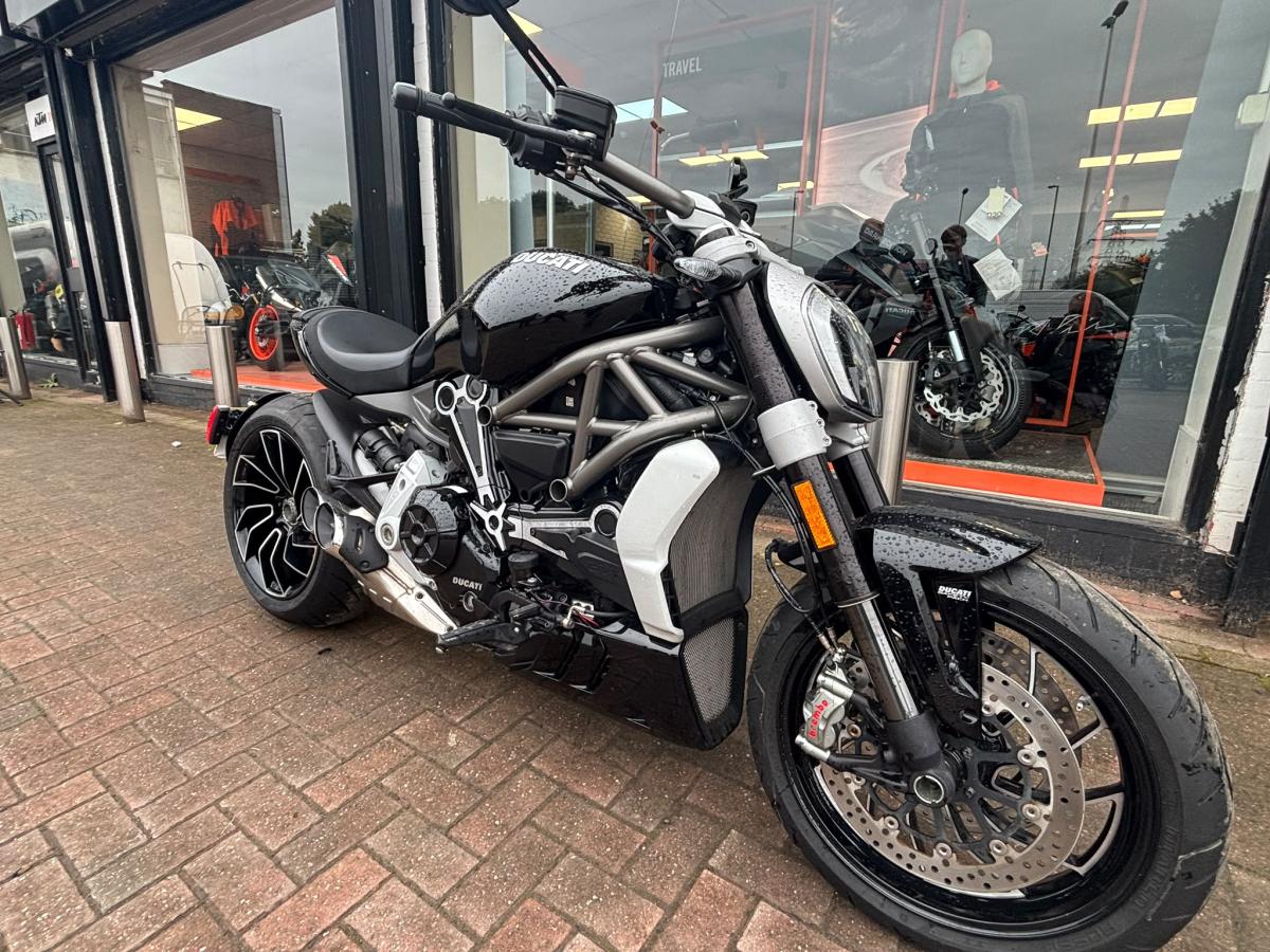 Ducati X DIAVEL S