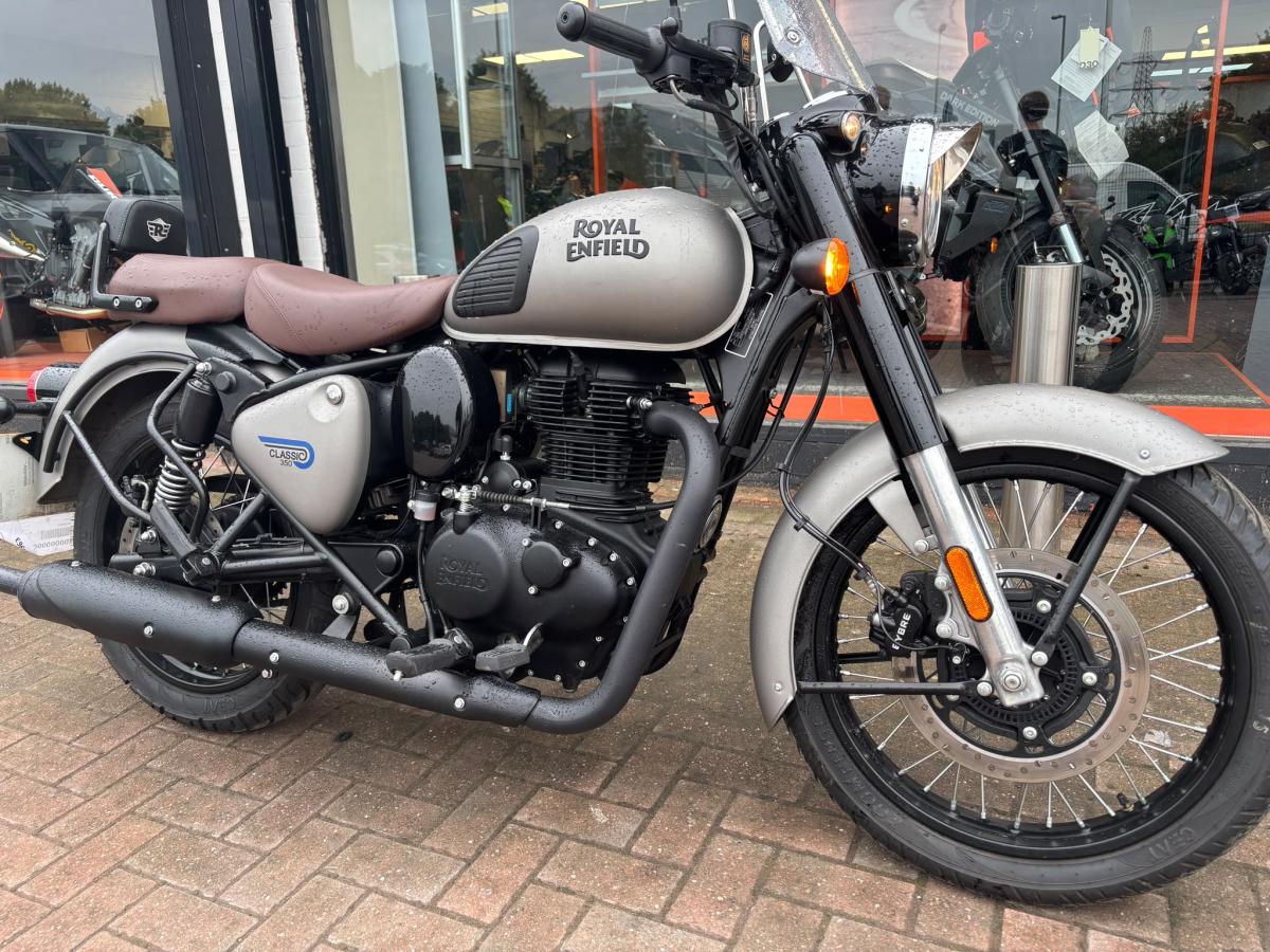 
								Royal Enfield CLASSIC 350 E5 full									