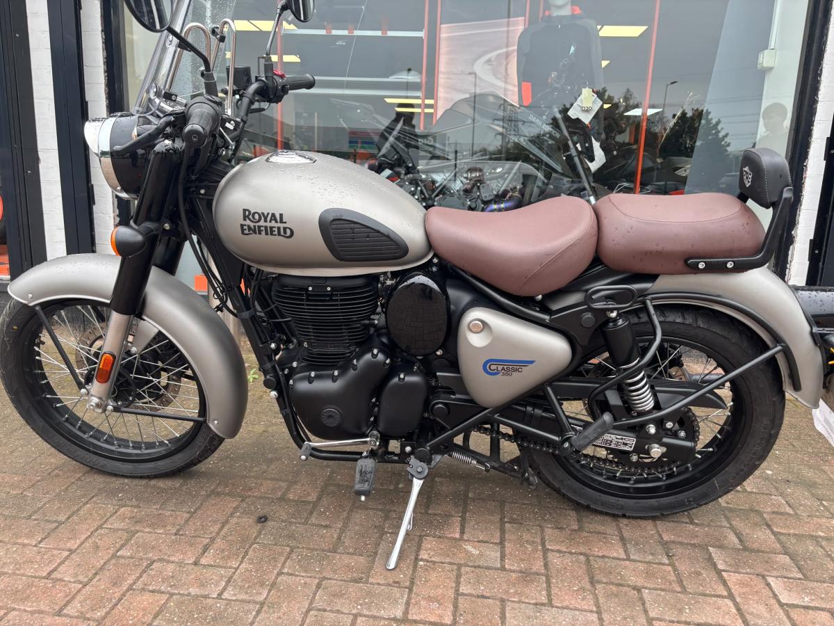 
								Royal Enfield CLASSIC 350 E5 full									