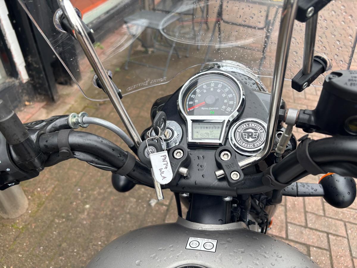 
								Royal Enfield CLASSIC 350 E5 full									