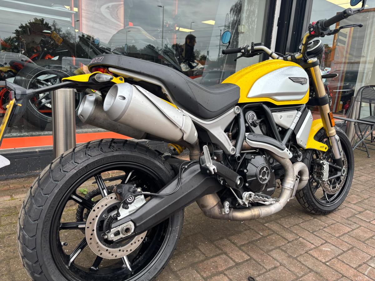 
								Ducati SCRAMBLER 1100 full									