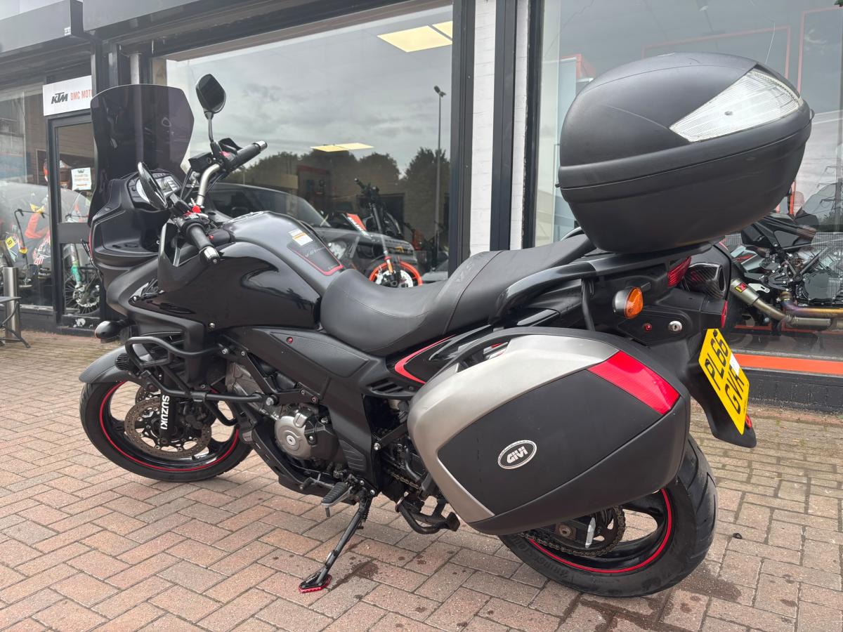 
								SUZUKI DL 650 AL6 full									