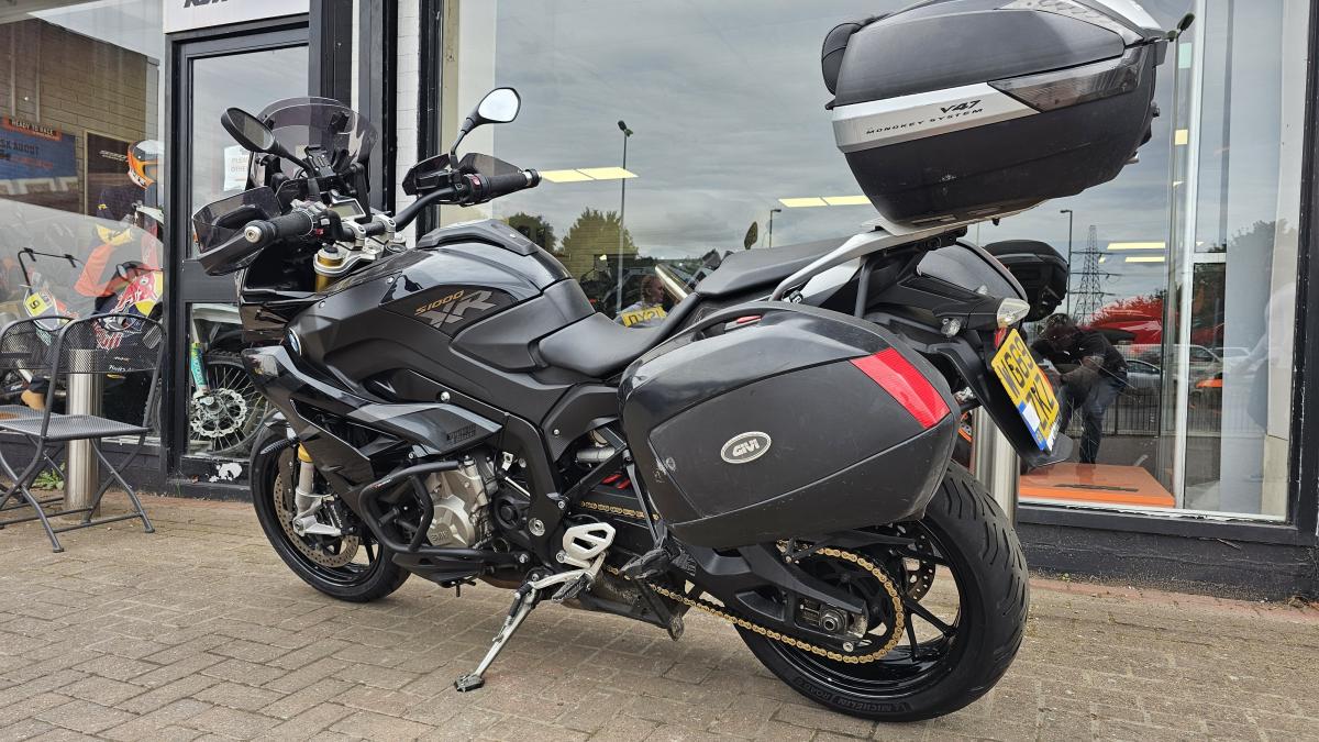 
								BMW S 1000 XR SPORT SE full									