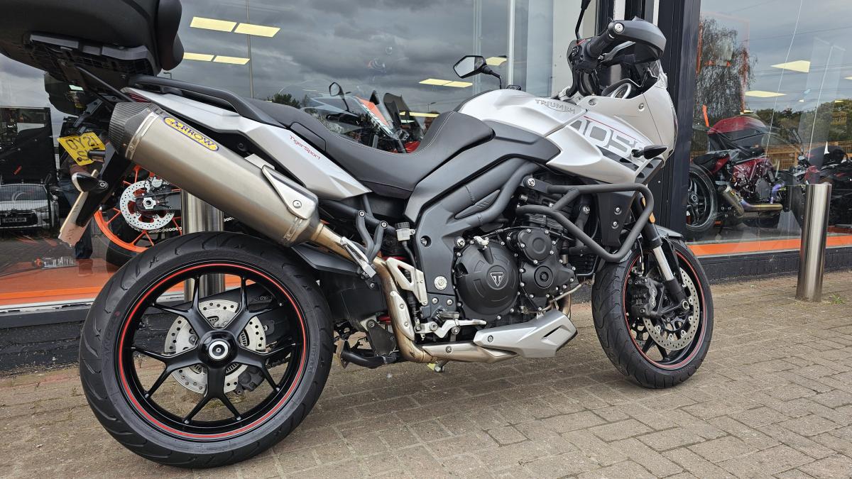 TRIUMPH TIGER SPORT 1050