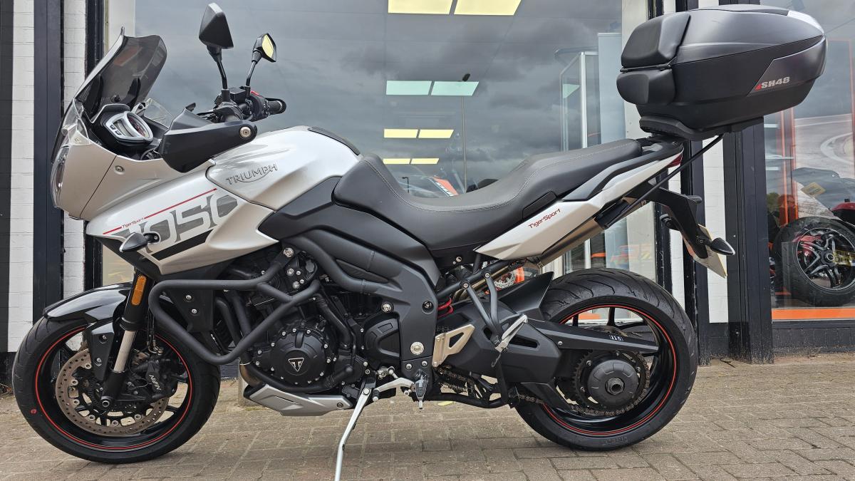TRIUMPH TIGER SPORT 1050