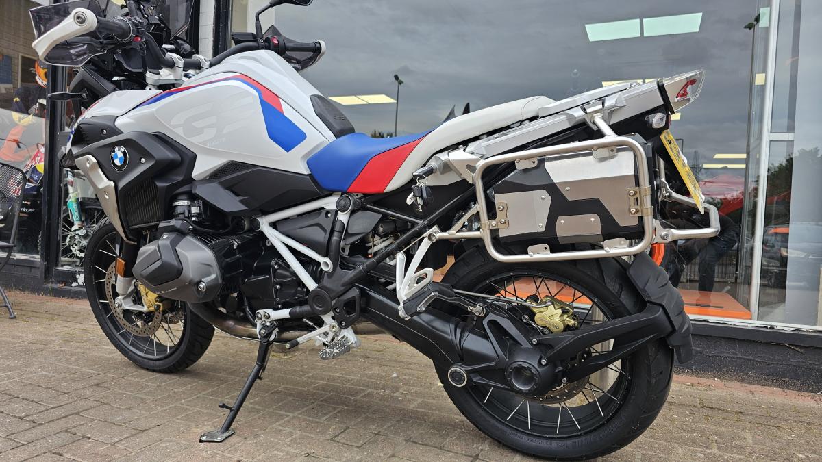 
								BMW R 1250 GS TE full									