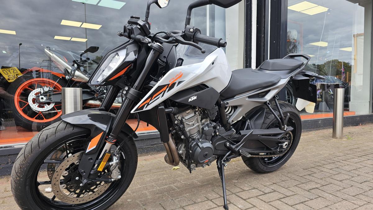KTM 790 DUKE L 24