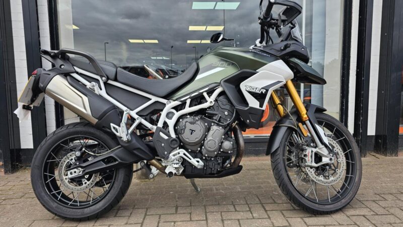 TRIUMPH TIGER 900 RALLY