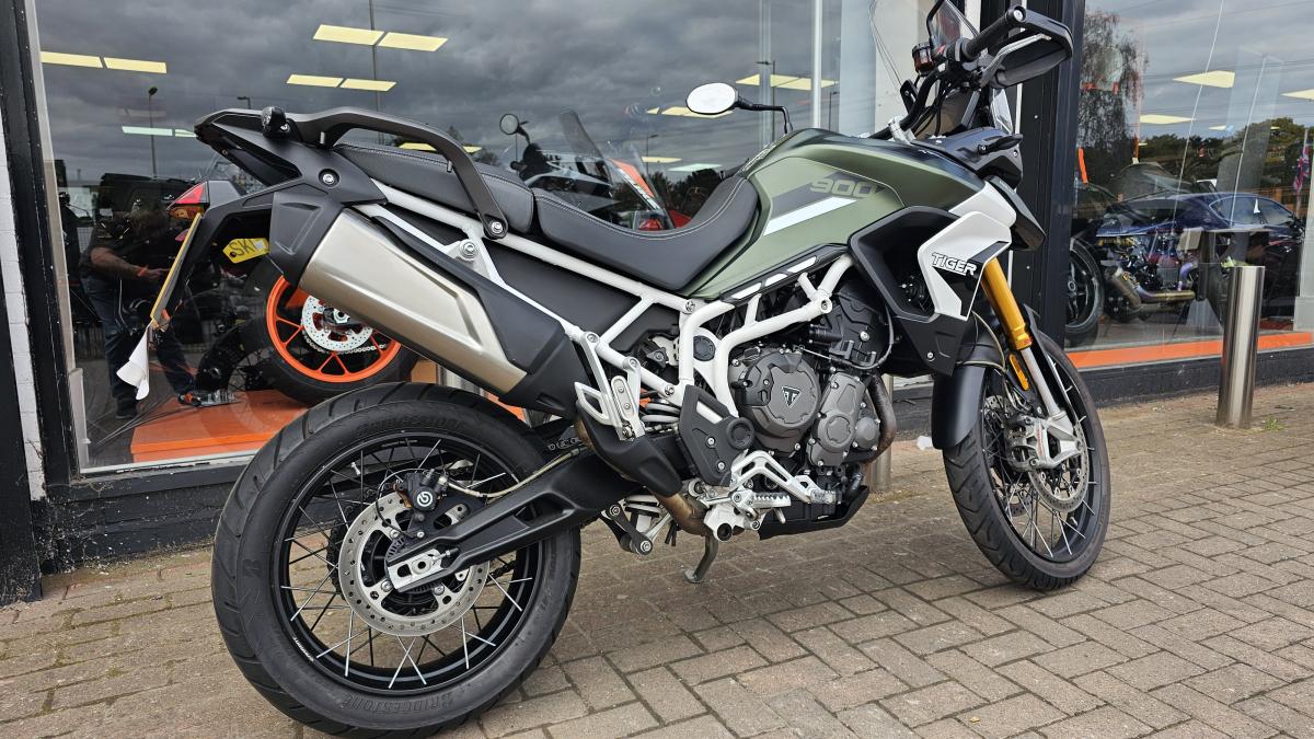 TRIUMPH TIGER 900 RALLY