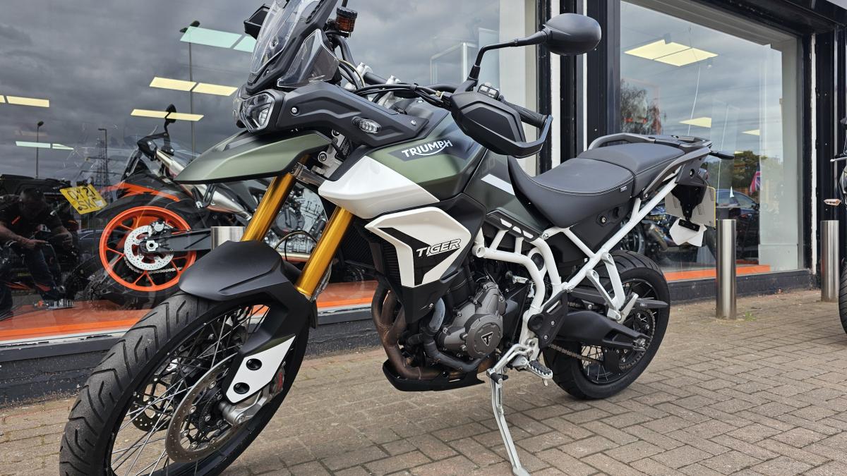 TRIUMPH TIGER 900 RALLY