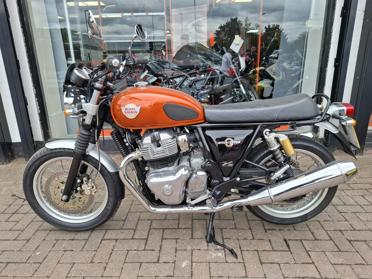 
								Royal Enfield ROYAL ENFIELD INTERCEPTOR INT 650 full									