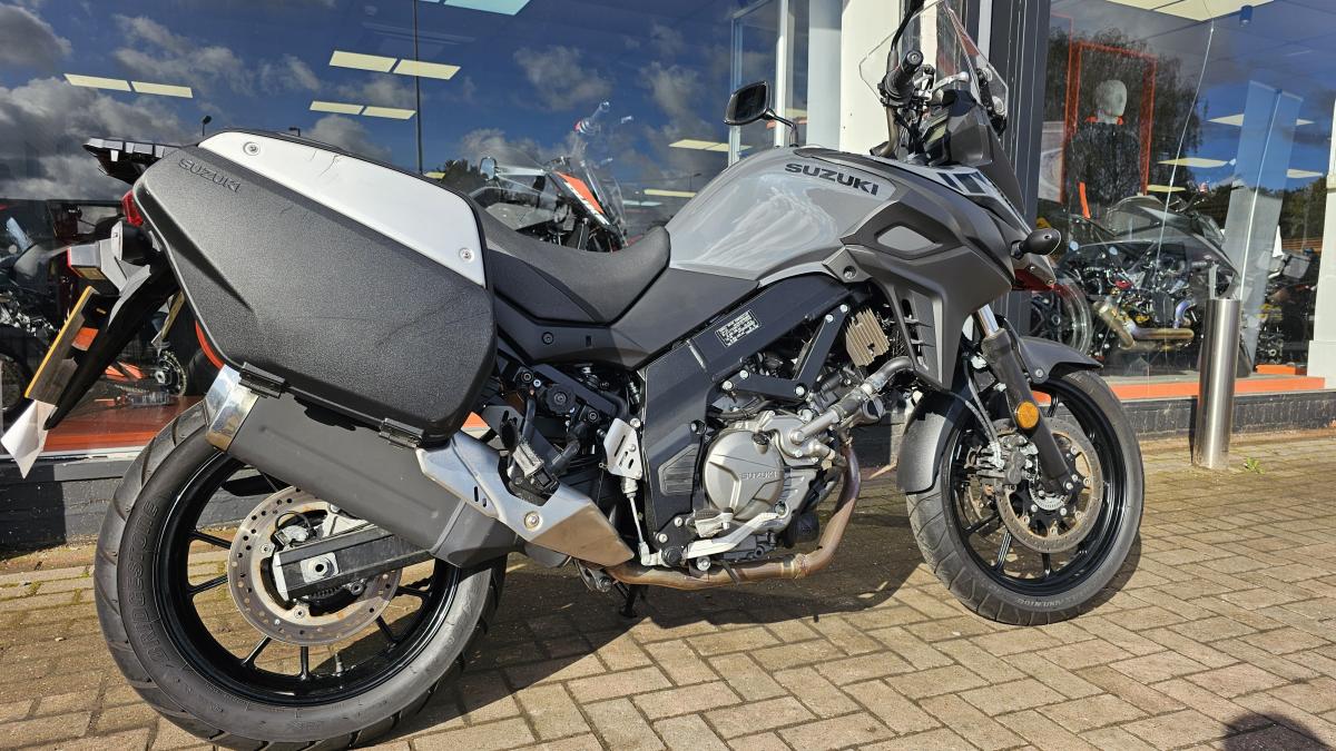 SUZUKI DL 650 AM4