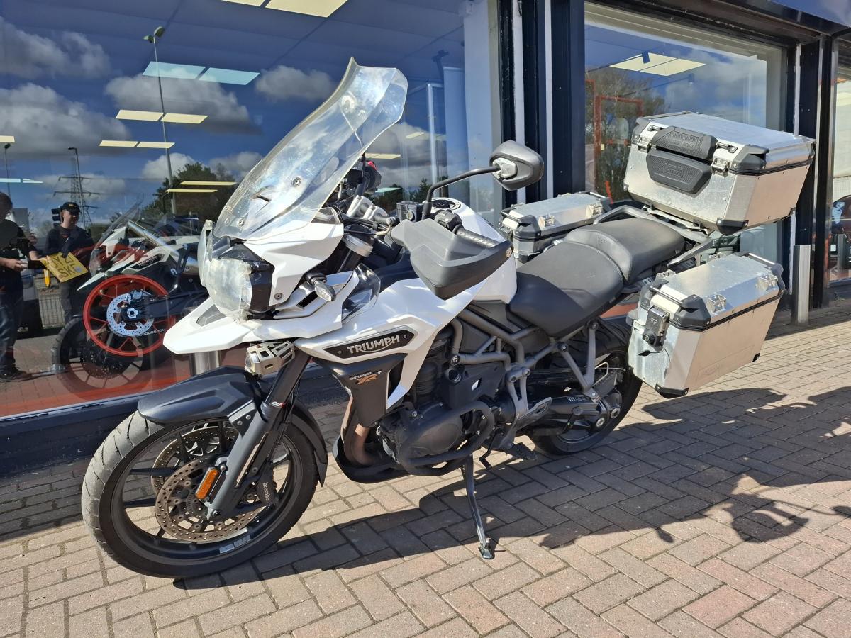 TRIUMPH TIGER EXPLORER XRT