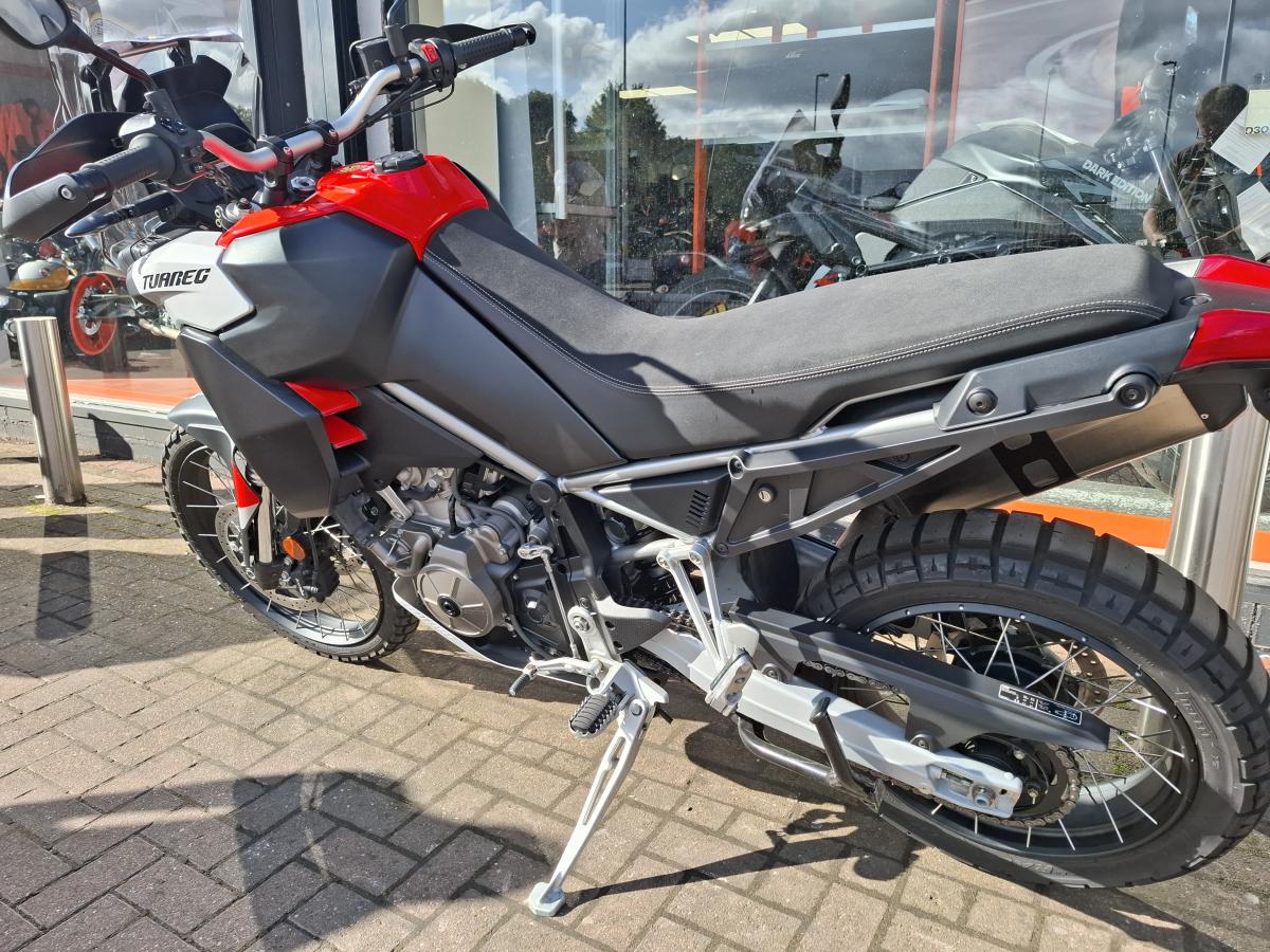 
								APRILIA TUAREG 660 full									