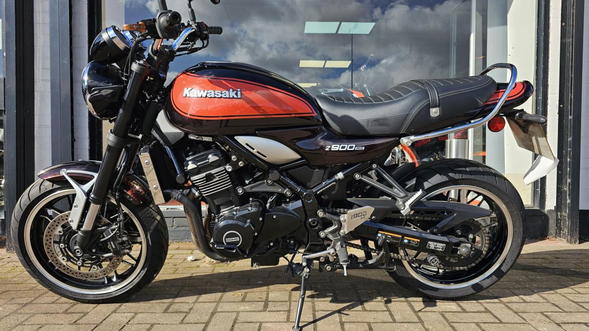 KAWASAKI ZR 900 CKFB