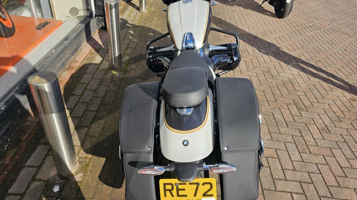 
								BMW R 18 CLASSIC full									