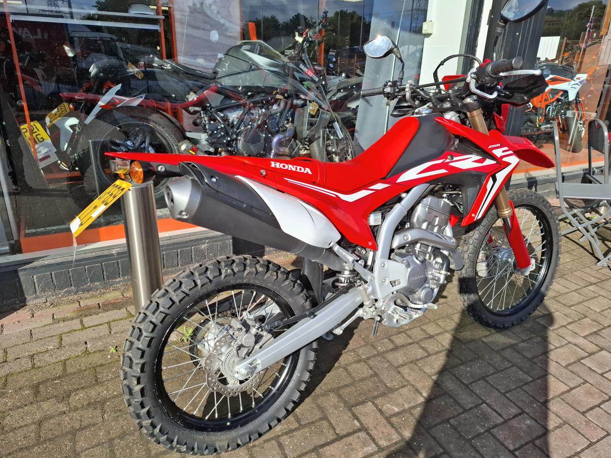 
								Honda CRF 250 LA-K full									