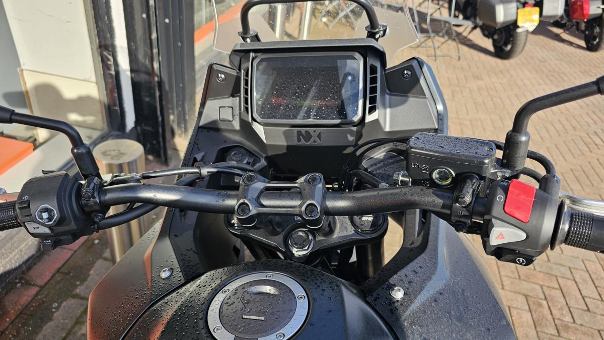 
								Honda CB 500 XA-R full									
